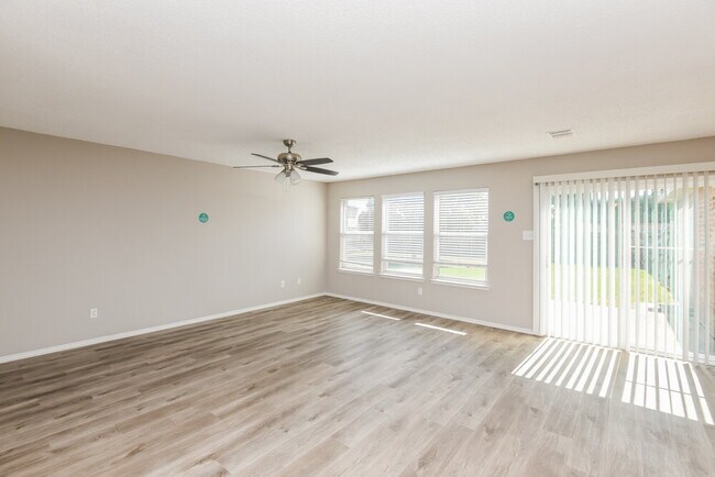 Foto del edificio - 1315 Rabbit Ridge