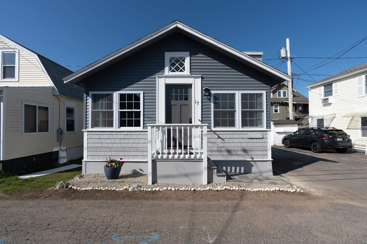 Primary Photo - 17 Kentville Terrace