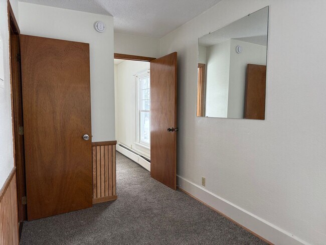 Foto del edificio - HATCH AND YOUNG 722