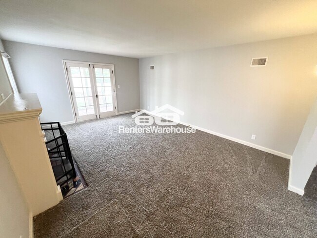 Foto del edificio - 9317 Huhn Blvd