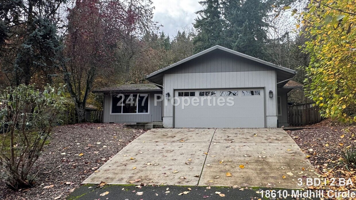 Spacious, Open-Concept 3 Bedroom West Linn Home - Spacious, Open-Concept 3 Bedroom West Linn...