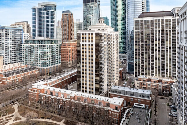 1322 S Prairie Ave - Museum Park Tower 1