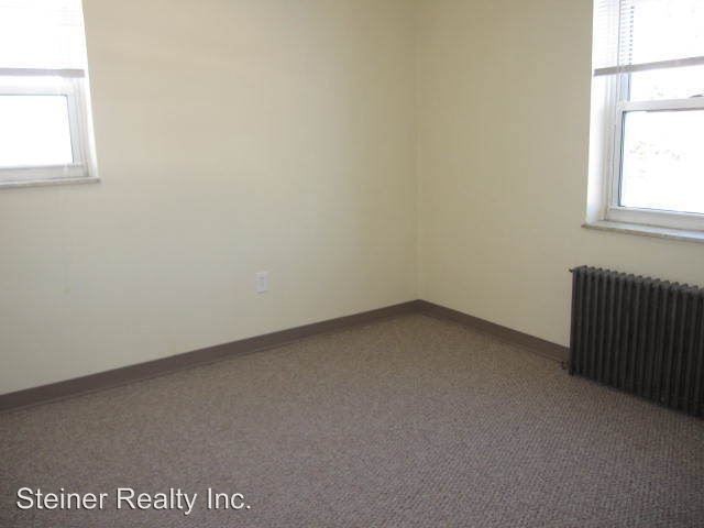 Building Photo - 1022 Findley Dr