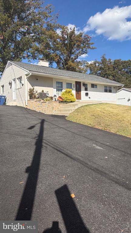 Foto del edificio - 7308 Old Keene Mill Rd