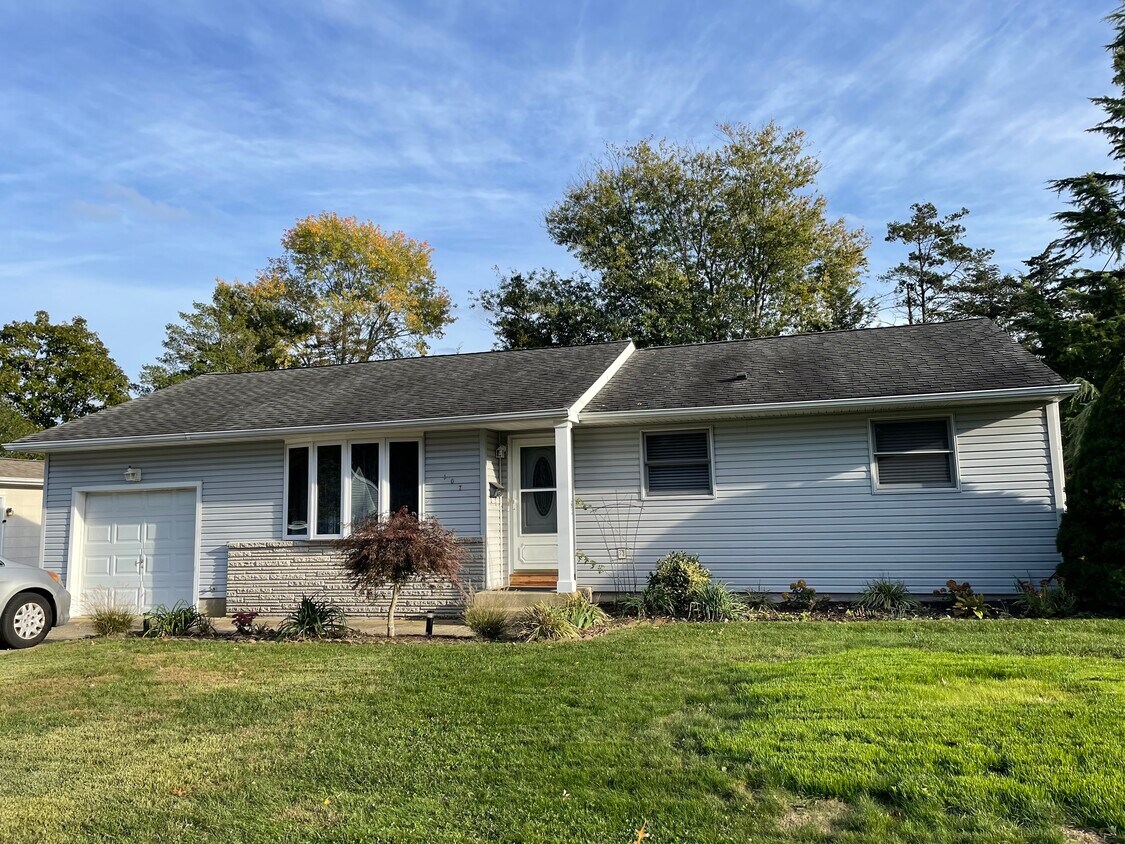 Foto principal - 107 Osborne Rd