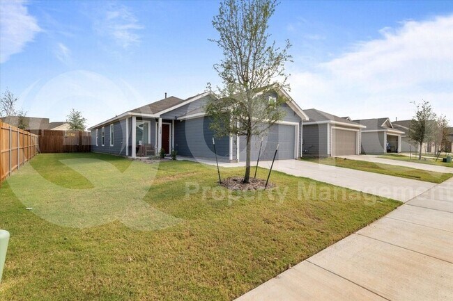 Building Photo - 3328 Turkey Trot Ln