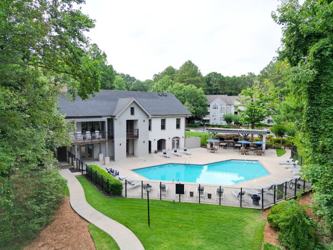Building Photo - The Crest at Berkeley Lake