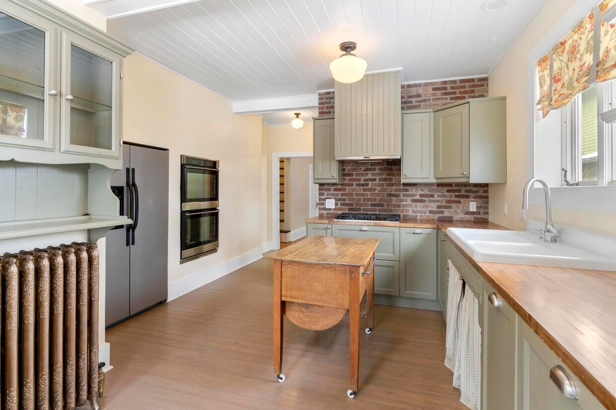 Foto principal - 836 E Kiowa St