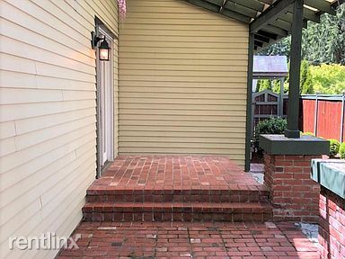 Building Photo - 2 br, 1 bath House - 2414 231st Pl NE