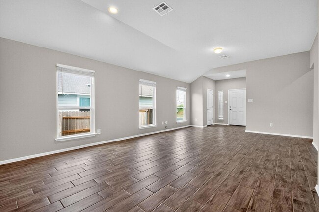 Building Photo - 128 Shugart St