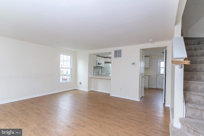 Foto del edificio - 310 Sedgwick Ct