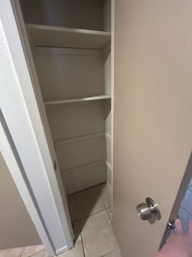 Foto del edificio - 2 bed 1 bath
