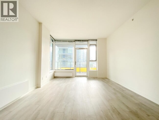 Building Photo - 8850 University Crescent