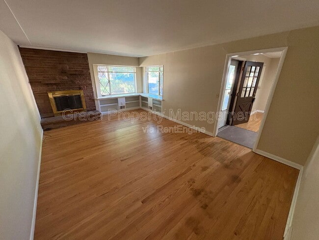 Photo - 520 S Otis St House