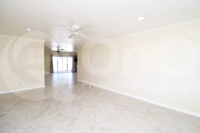 Building Photo - 2728 W Villa Rita Dr