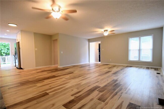 Foto del edificio - 4408 Chesterbrook Dr