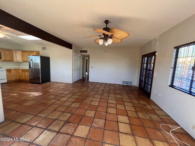 Foto del edificio - 2622 E Edison St