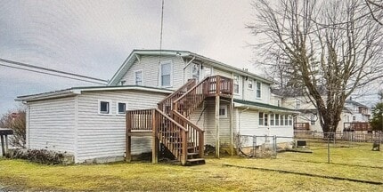 Building Photo - 445 Bryarly Rd