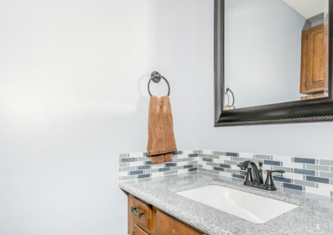 Foto del edificio - 142 E. Wood