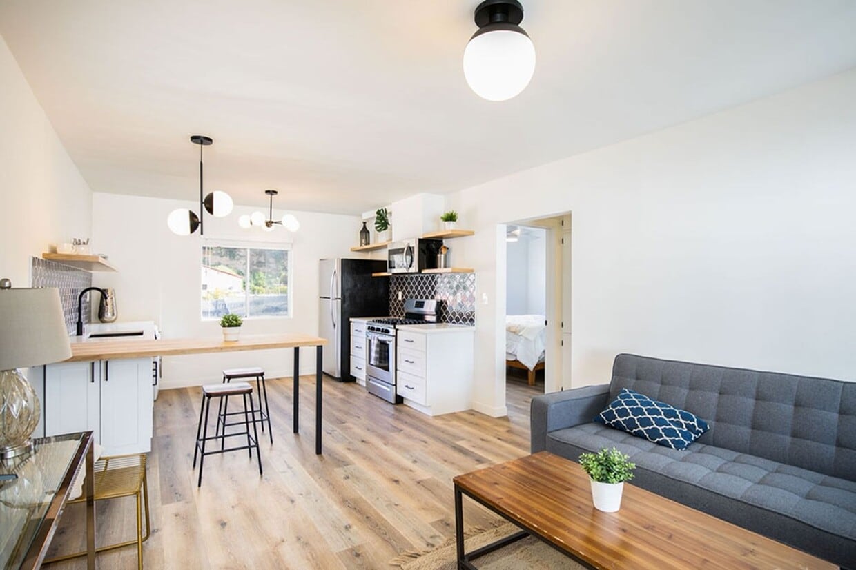 Foto principal - 255 S Ave 55