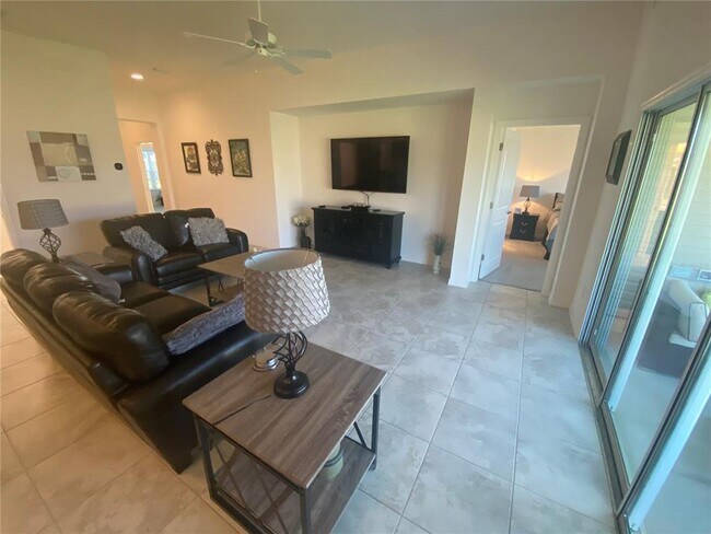 Foto del edificio - 1849 Alton Ave