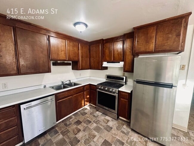 Building Photo - 415 E Adams St
