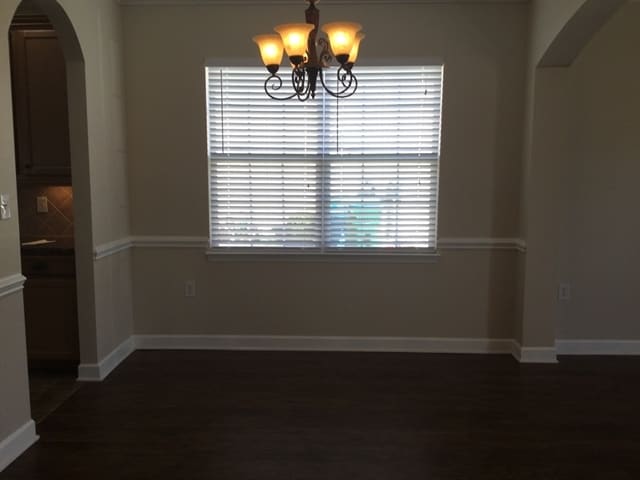 Foto del edificio - 6614 Burkwood Ct