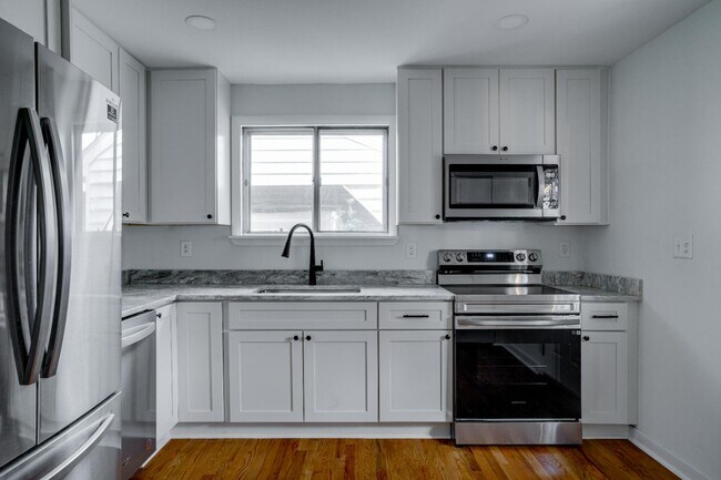 Foto del edificio - 2403 Flint St