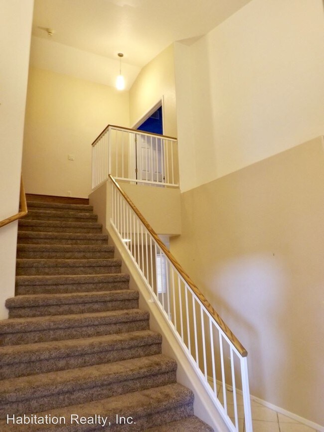 Building Photo - 843 W Annandale Way