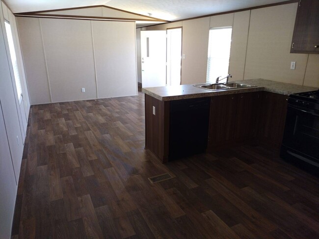 Foto del edificio - 212 E 5th Ave