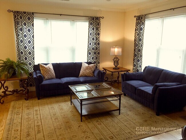 Foto del edificio - Full Luxury Renovation!  Laundry in Unit! ...