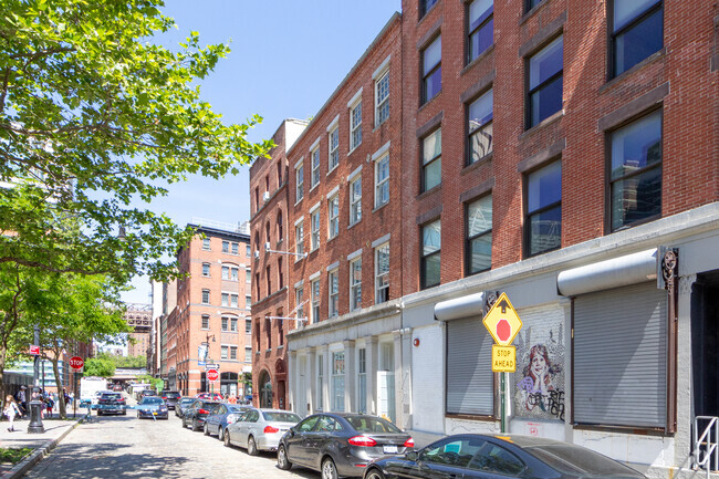Building Photo - 247 Water St