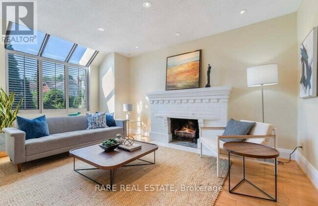 Photo du bâtiment - 106 Melrose Ave