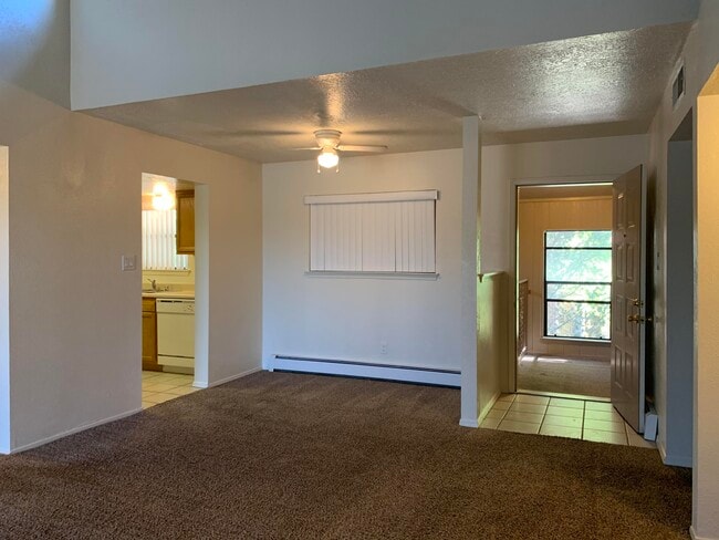 Building Photo - 10224 Admiral Halsey Dr NE