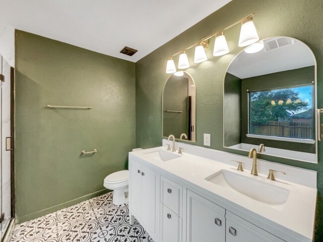 Building Photo - 187 Moonlight Pl