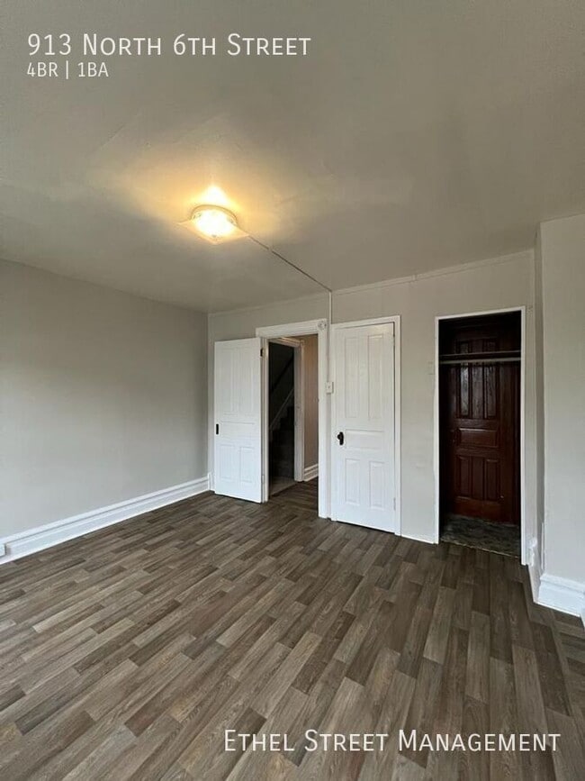 Foto del edificio - 913 N 6th St