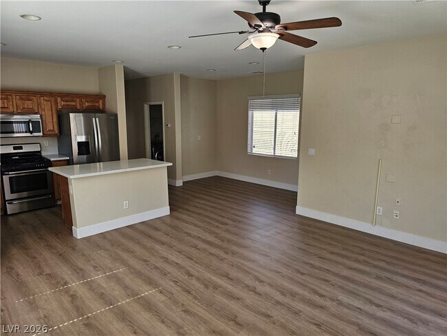 Foto del edificio - 1018 Garnet Ridge Ct