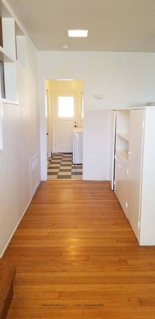 Building Photo - Historical Mare Island Duplex Unit