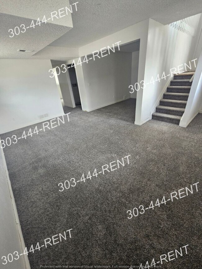 Foto del edificio - Beautifully Updated 4 Bed 2 Bath home in Denver