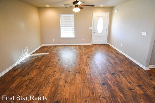 Building Photo - 3 br, 2 bath House - 960 Seabiscuit Drive