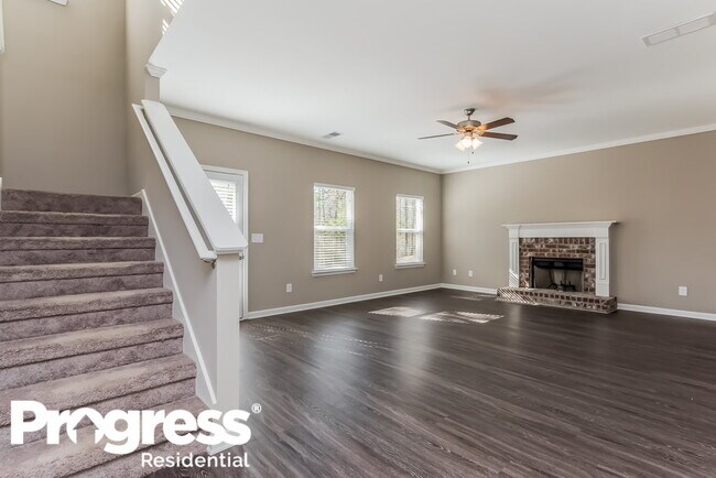 Foto del edificio - 602 Fieldcrest Dr