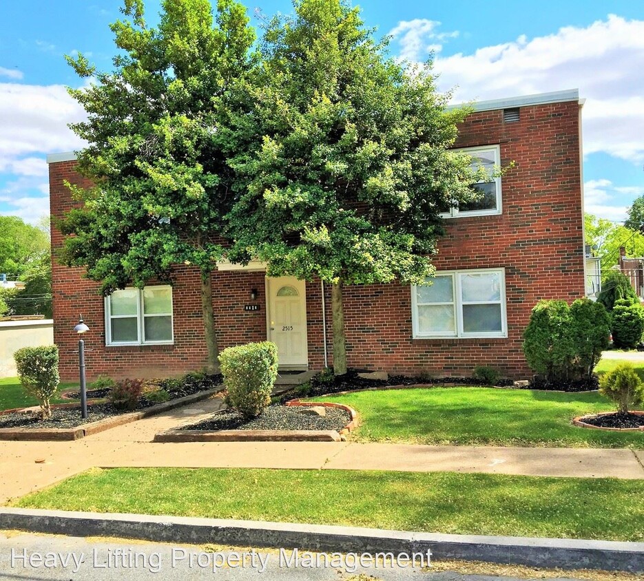 Foto principal - 2513-2515 Woodlawn St