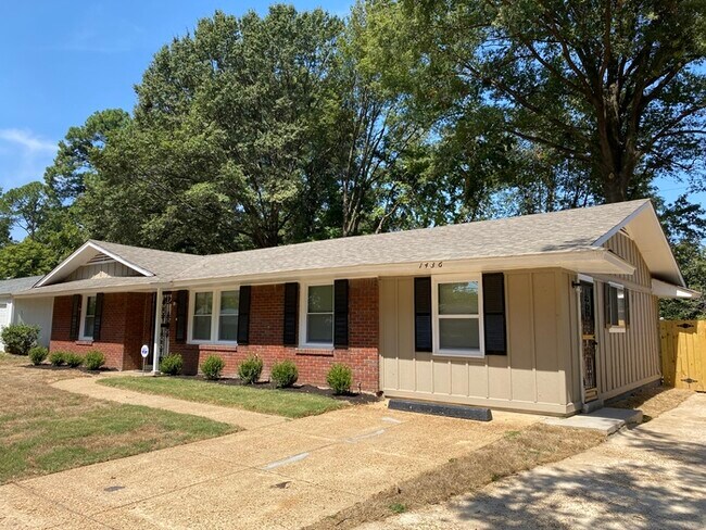 Foto del edificio - 1436 Lehr Dr - Available Now!