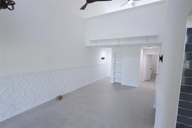 Building Photo - 8200 Neely Dr