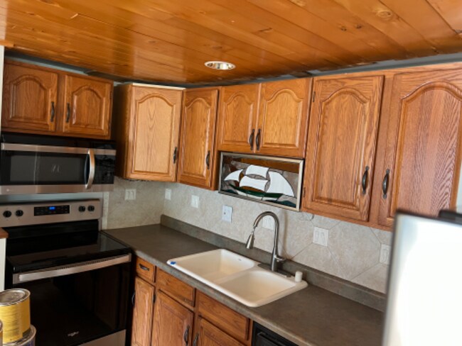 Foto del edificio - 3834 175th Ave NE