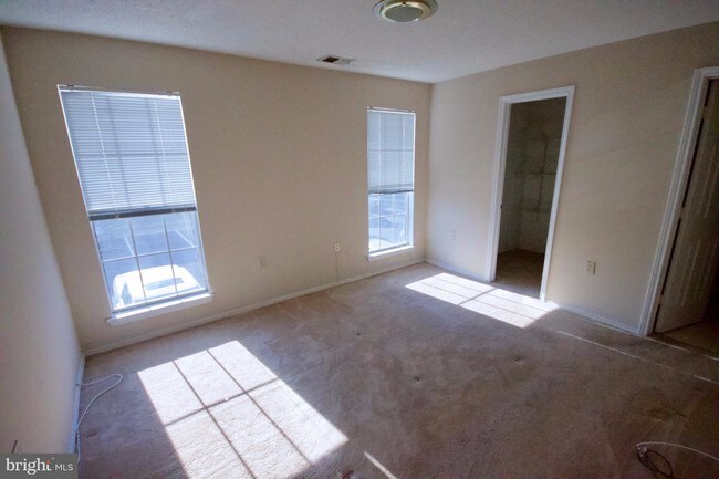 Building Photo - 20979 Timber Ridge Terrace