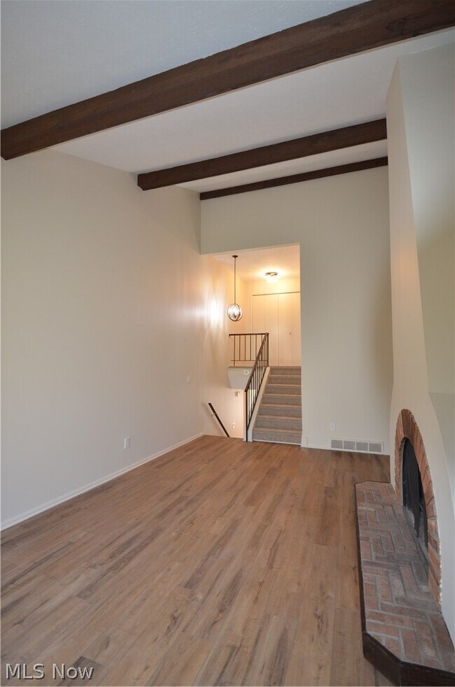 Foto del edificio - 6933 W Fitzwater Rd