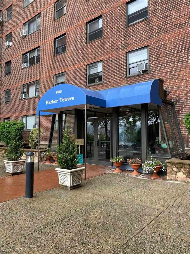 6515 Boulevard E Unit 1L, West New York, NJ 07093 Condo for Rent in