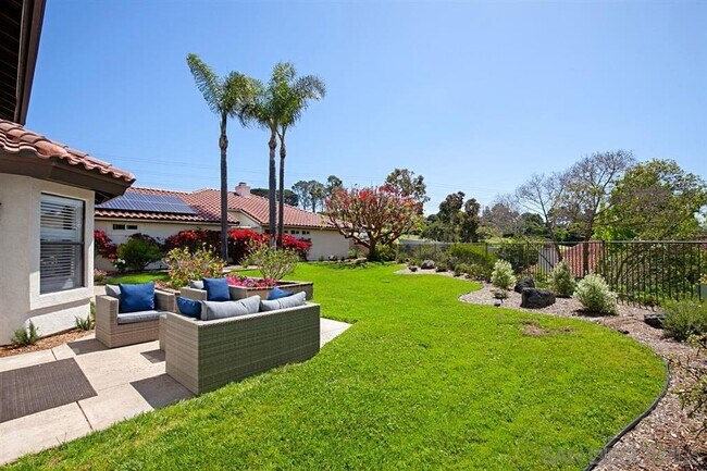 Building Photo - 1222 Ladera Linda Way