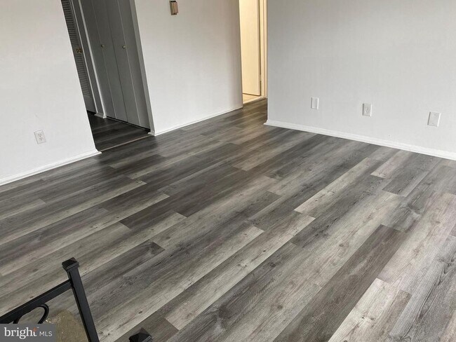 Foto del edificio - 110 Duvall Ln